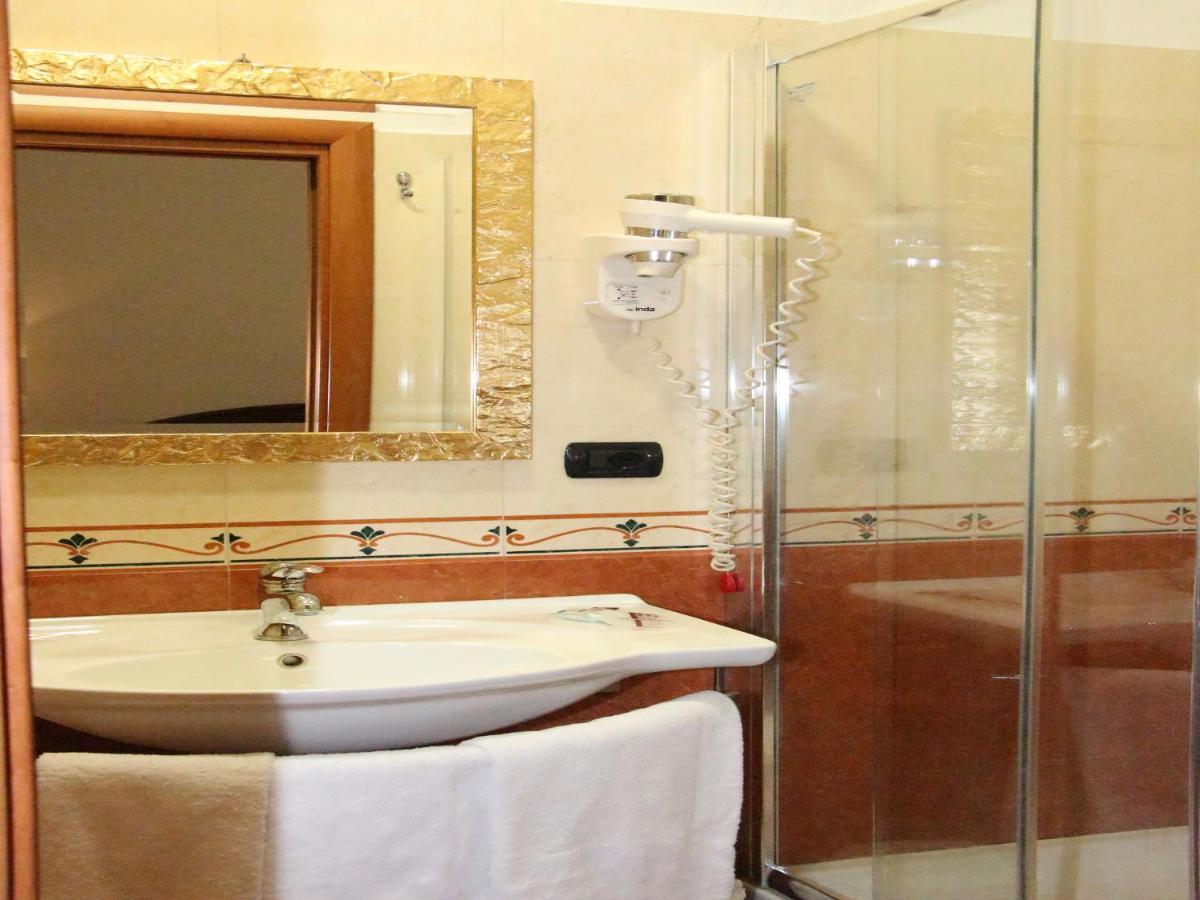 Guest House Galaxy Rome Extérieur photo